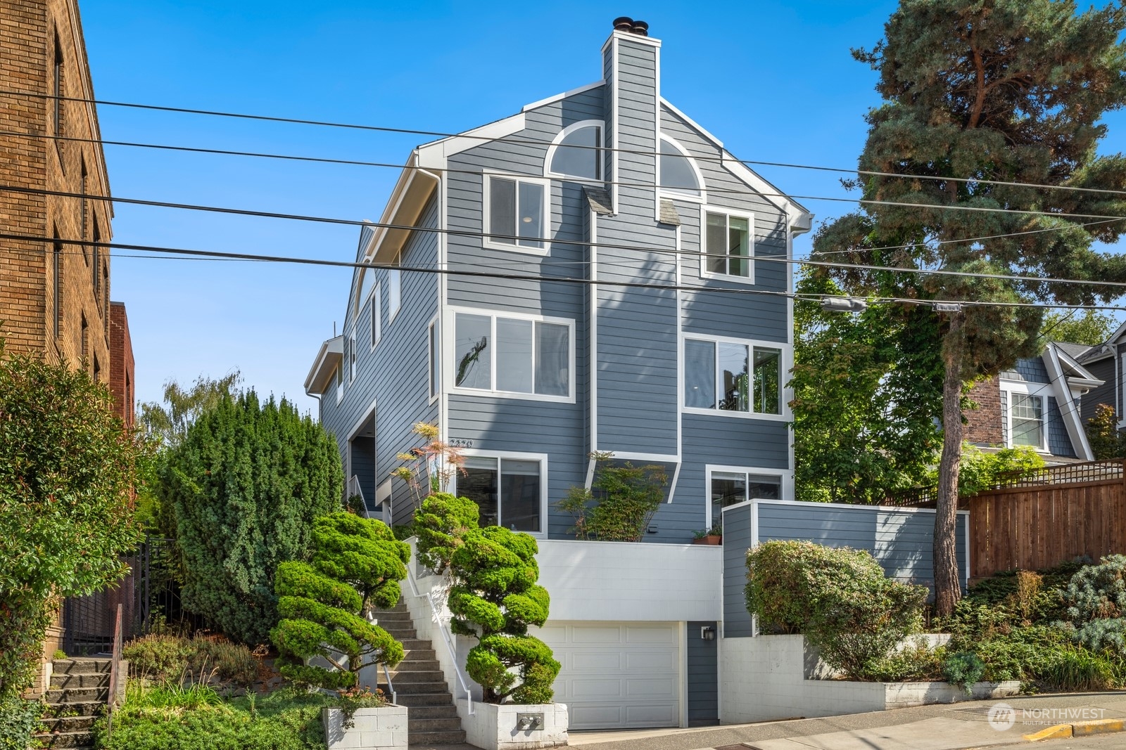 2320 10th Avenue E Unit: 5