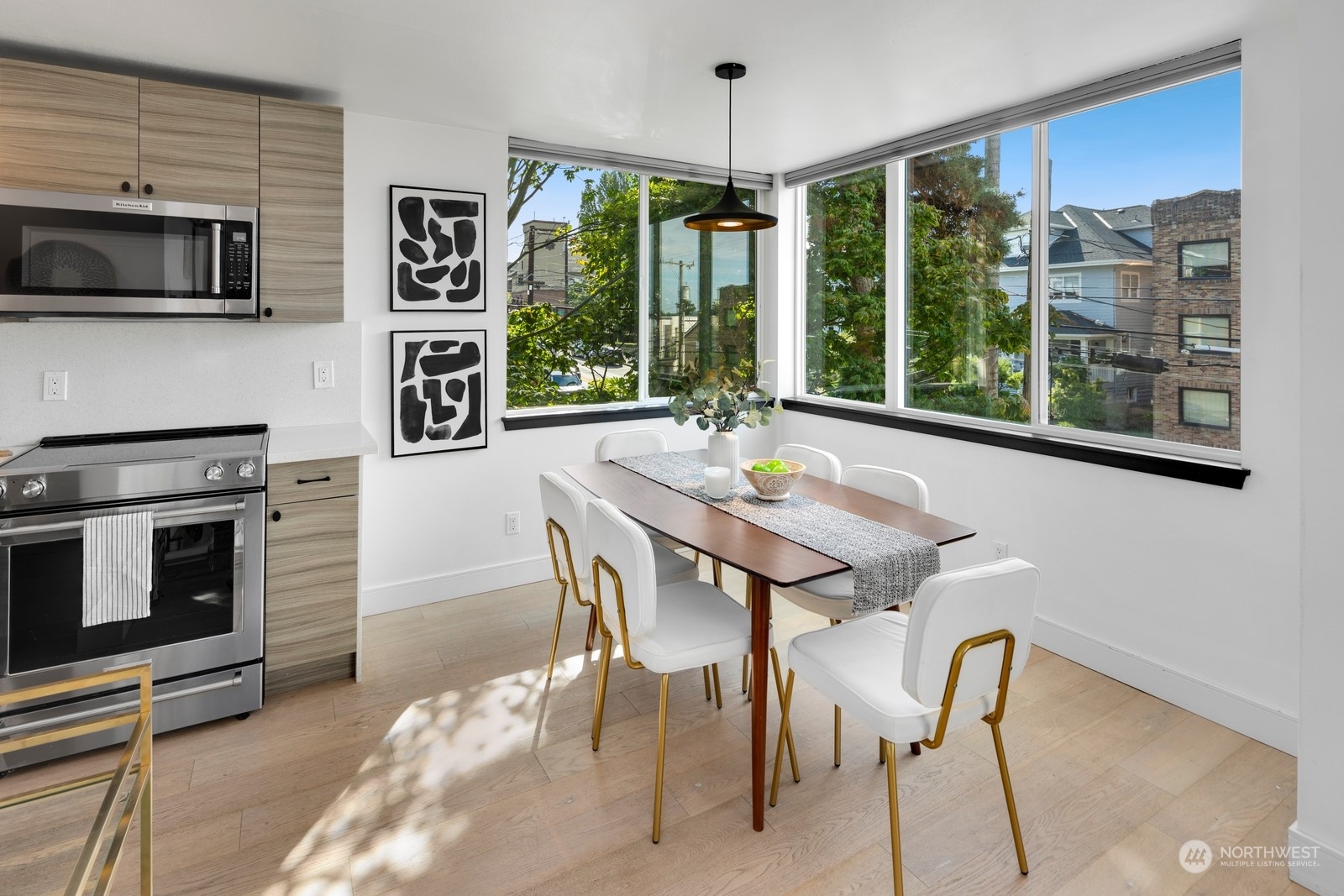 2320 10th Avenue E Unit: 5