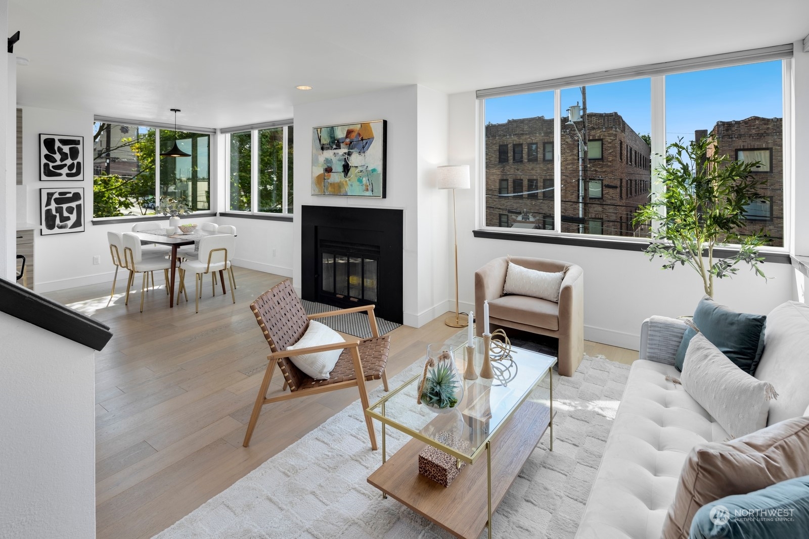 2320 10th Avenue E Unit: 5