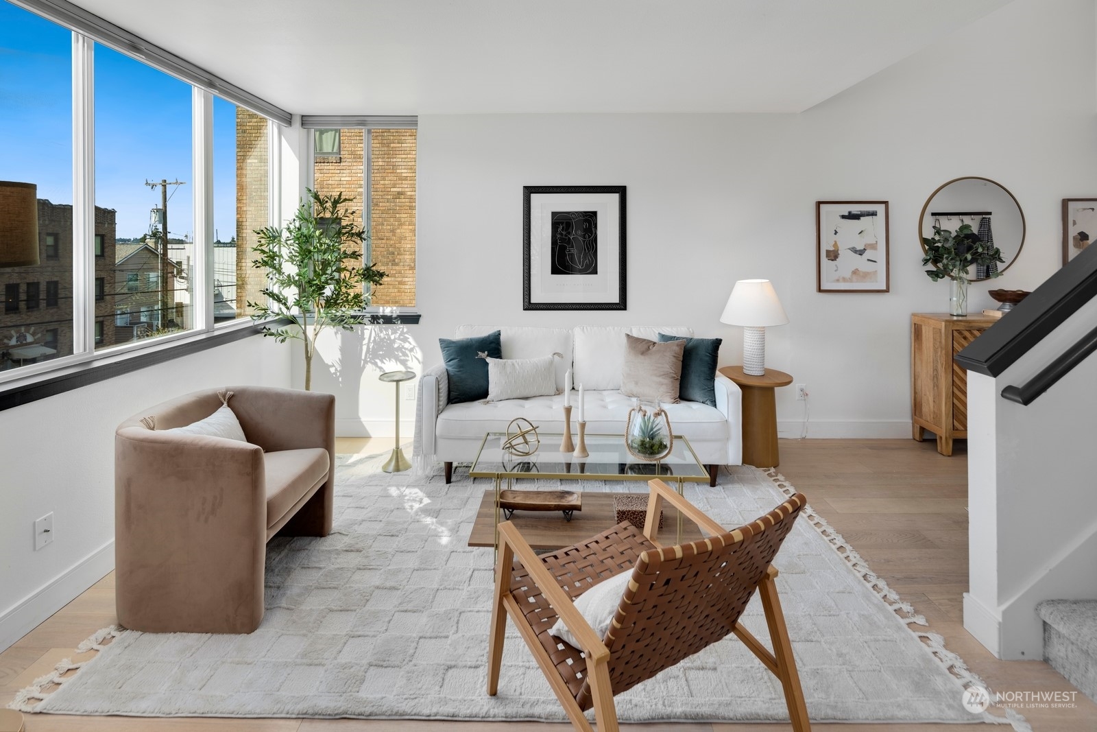 2320 10th Avenue E Unit: 5