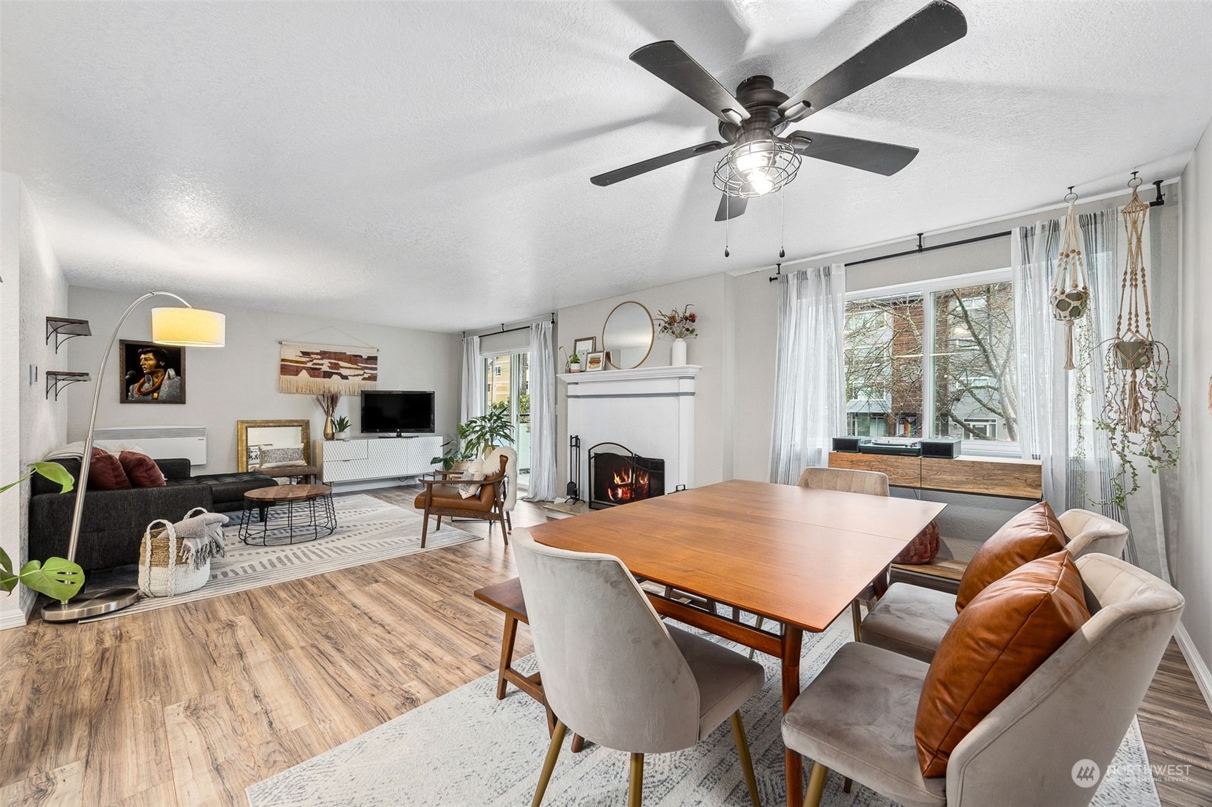 5601 California Avenue SW #205, -1543 Unit: 205