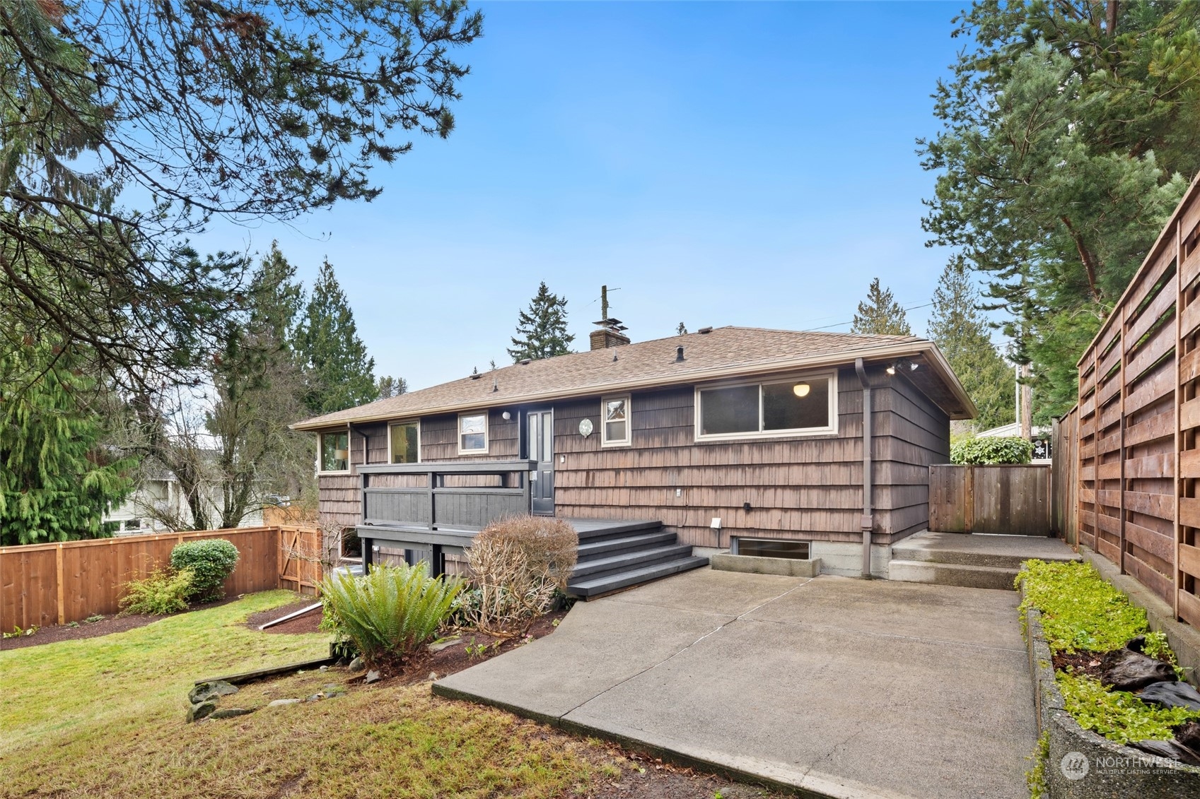 4209 SW 104th Street