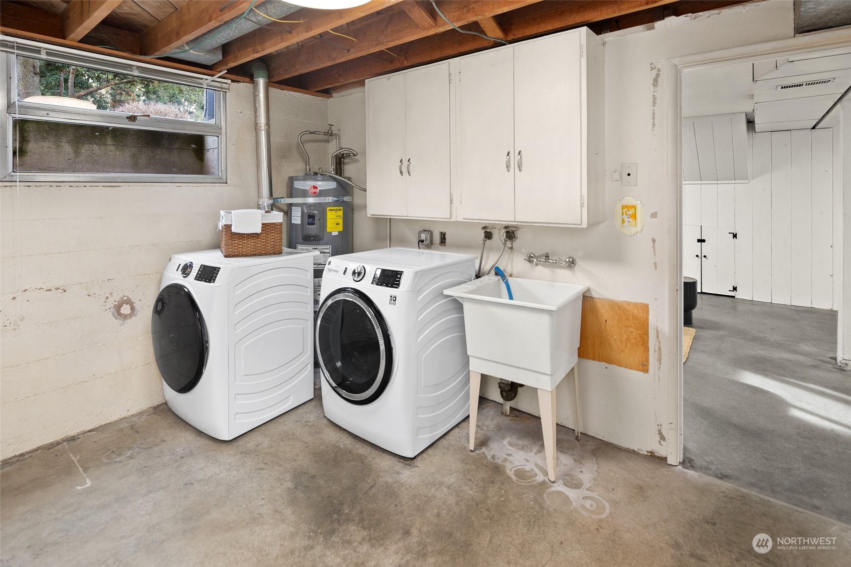 4209 SW 104th Street