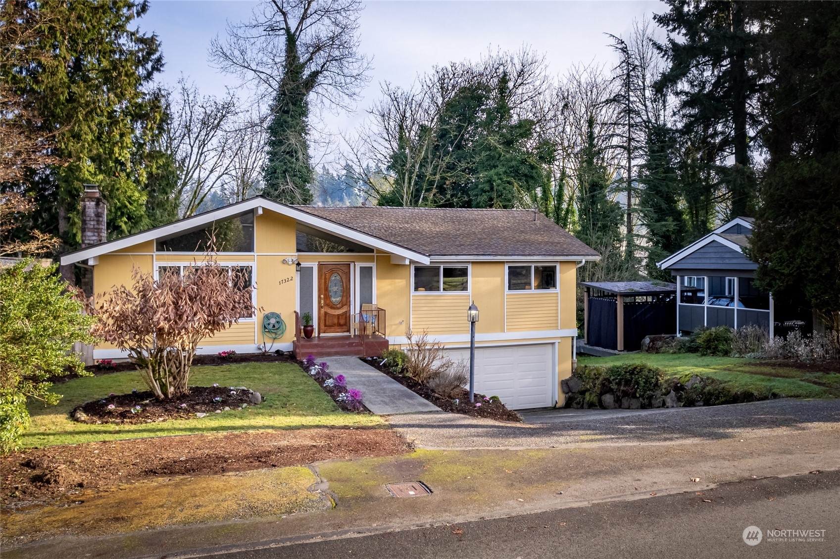 17322 95th Avenue NE