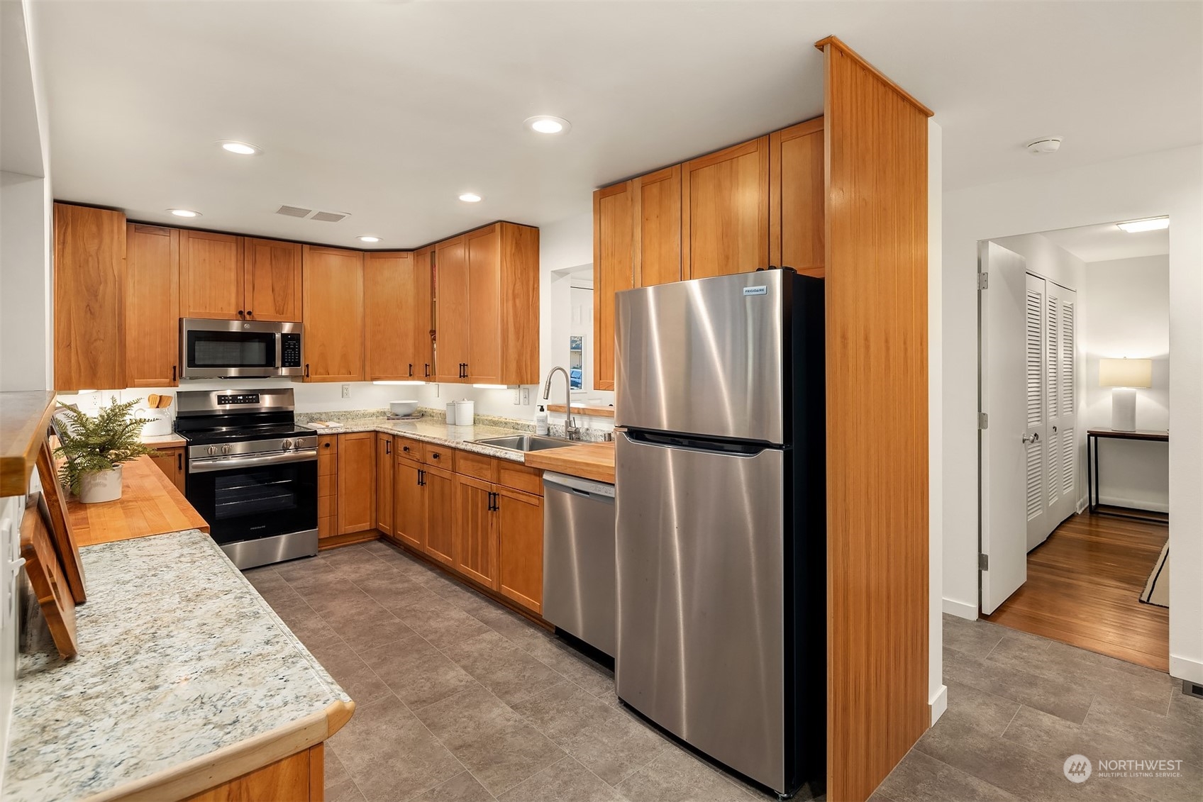 4308 NE 82nd Street