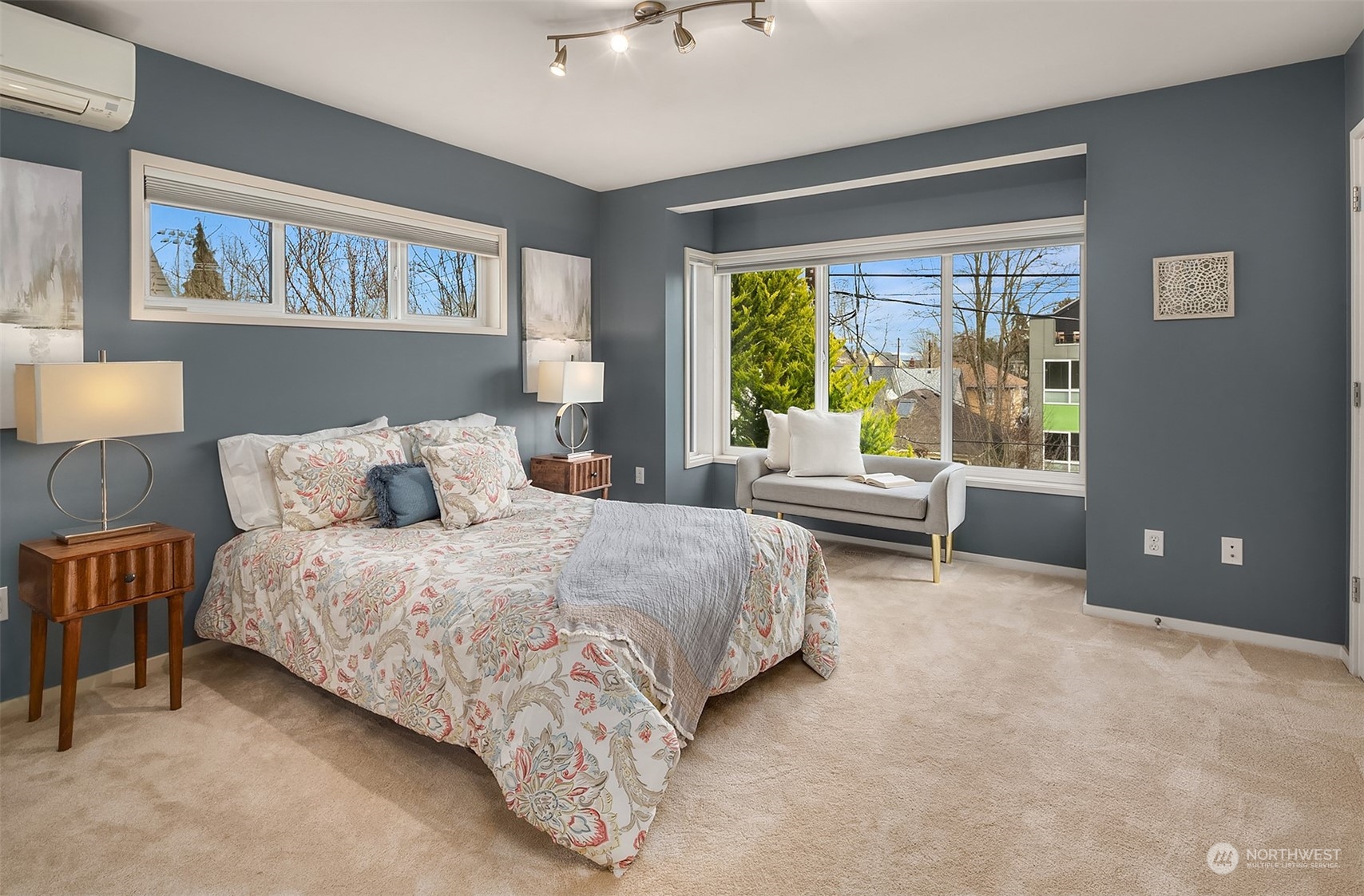 205 20th Avenue E
