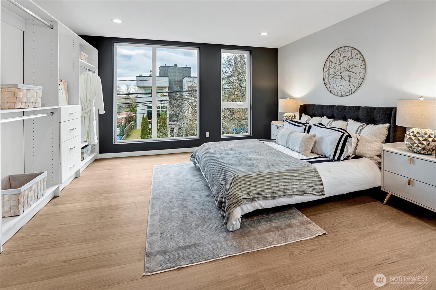 2713 E Yesler Way Unit: B