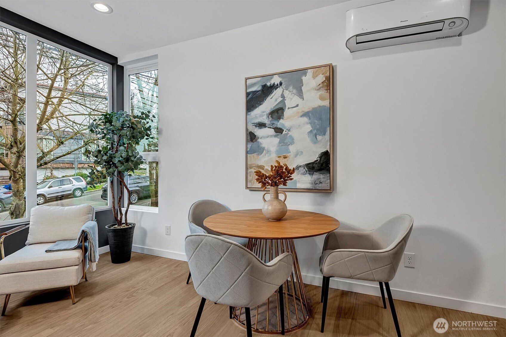 2713 E Yesler Way Unit: B