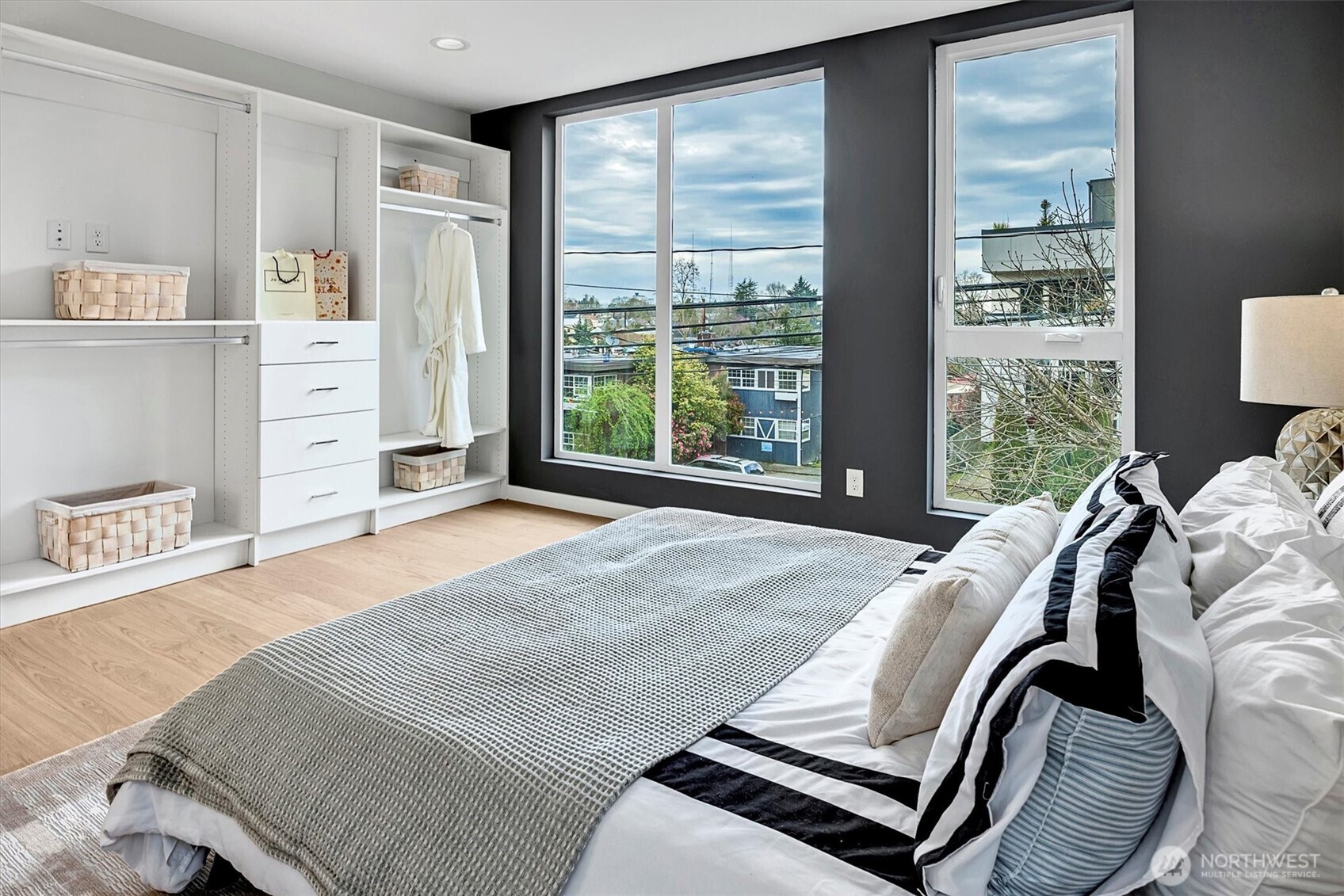 2713 E Yesler Way Unit: B