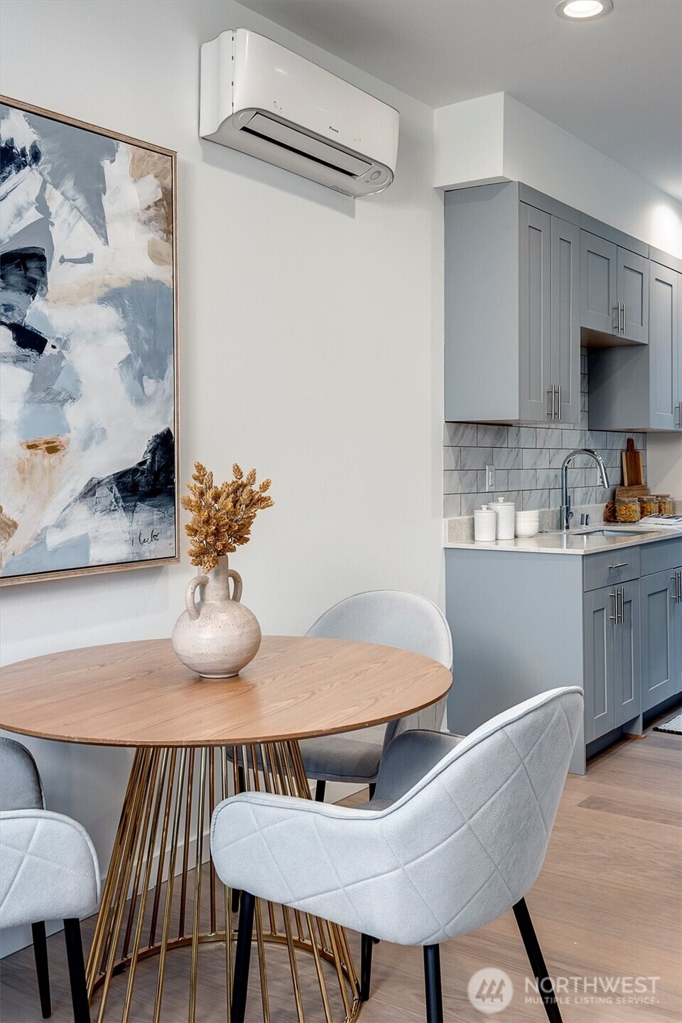 2713 E Yesler Way Unit: B