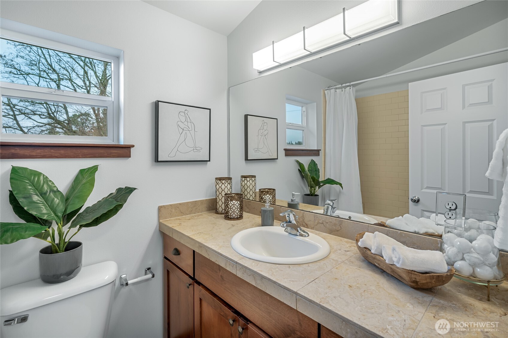 8146 Delridge Way SW Unit: A