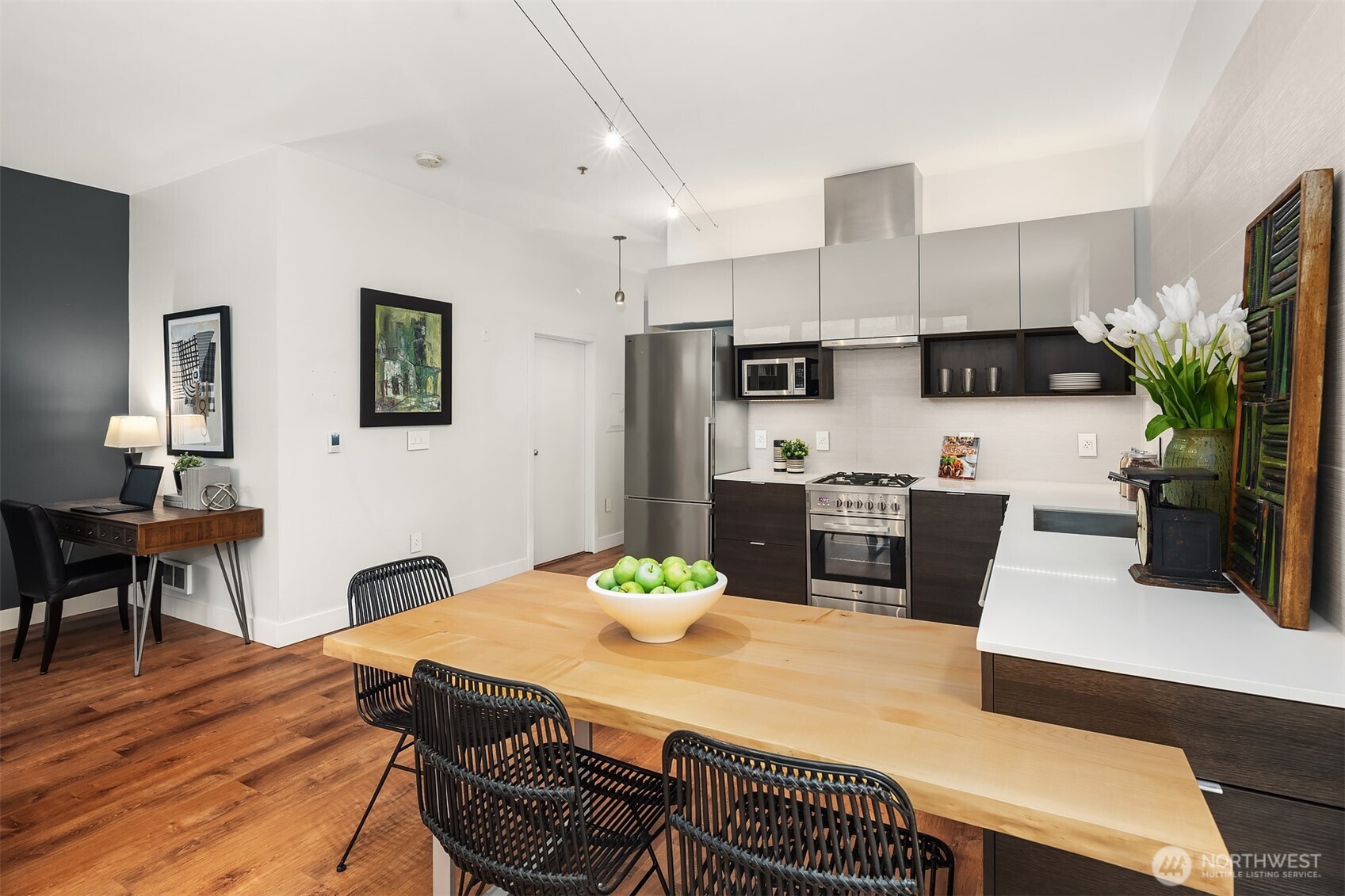 303 E Pike Street Unit: 309