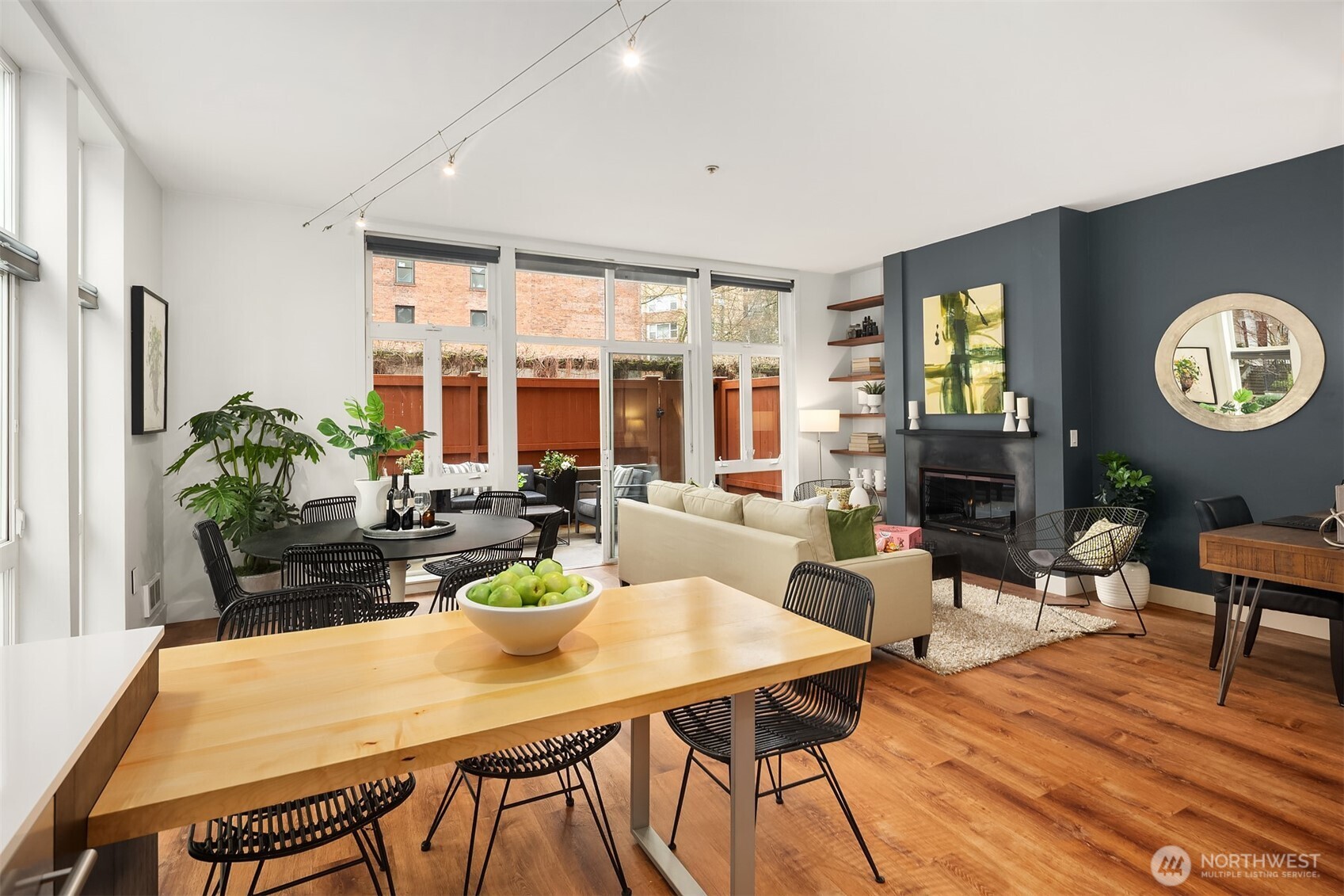 303 E Pike Street Unit: 309