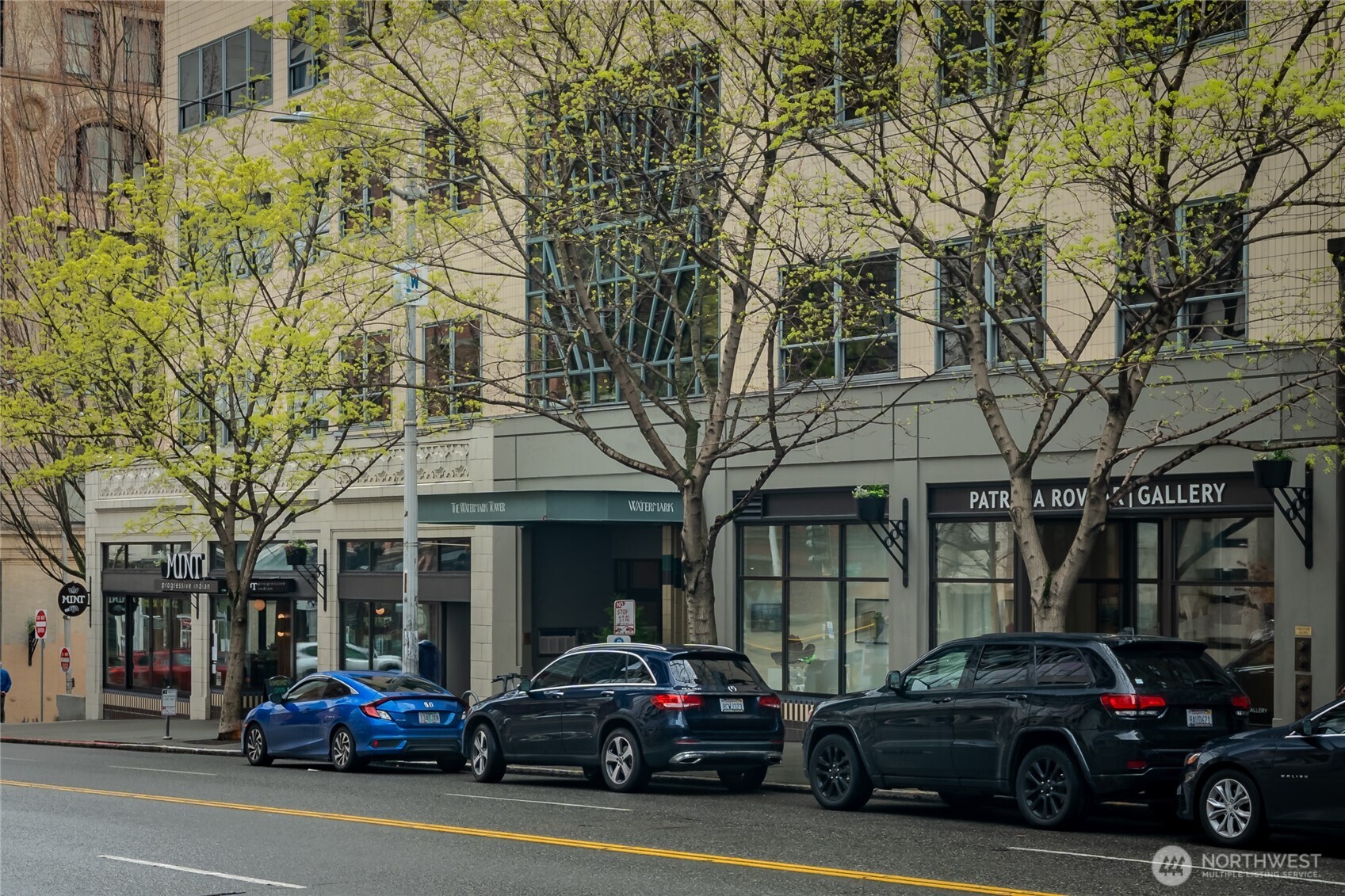 1107 1st Avenue Unit: 906