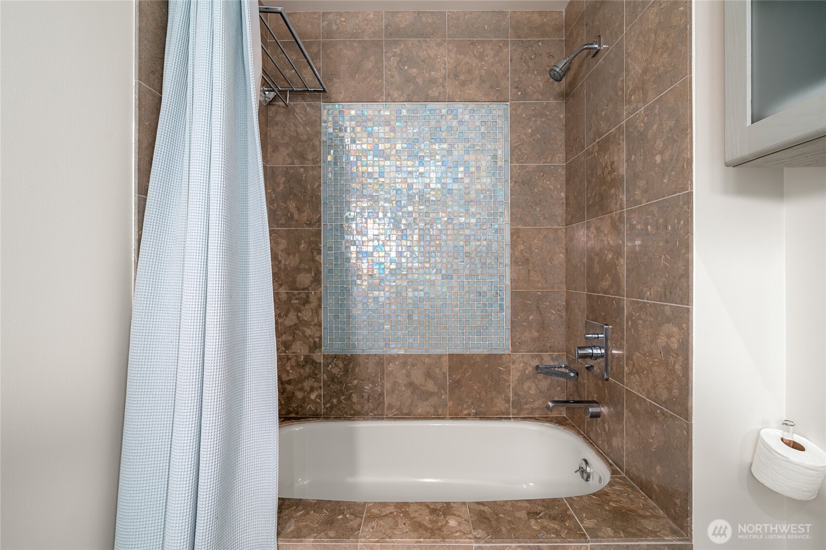 1107 1st Avenue Unit: 906