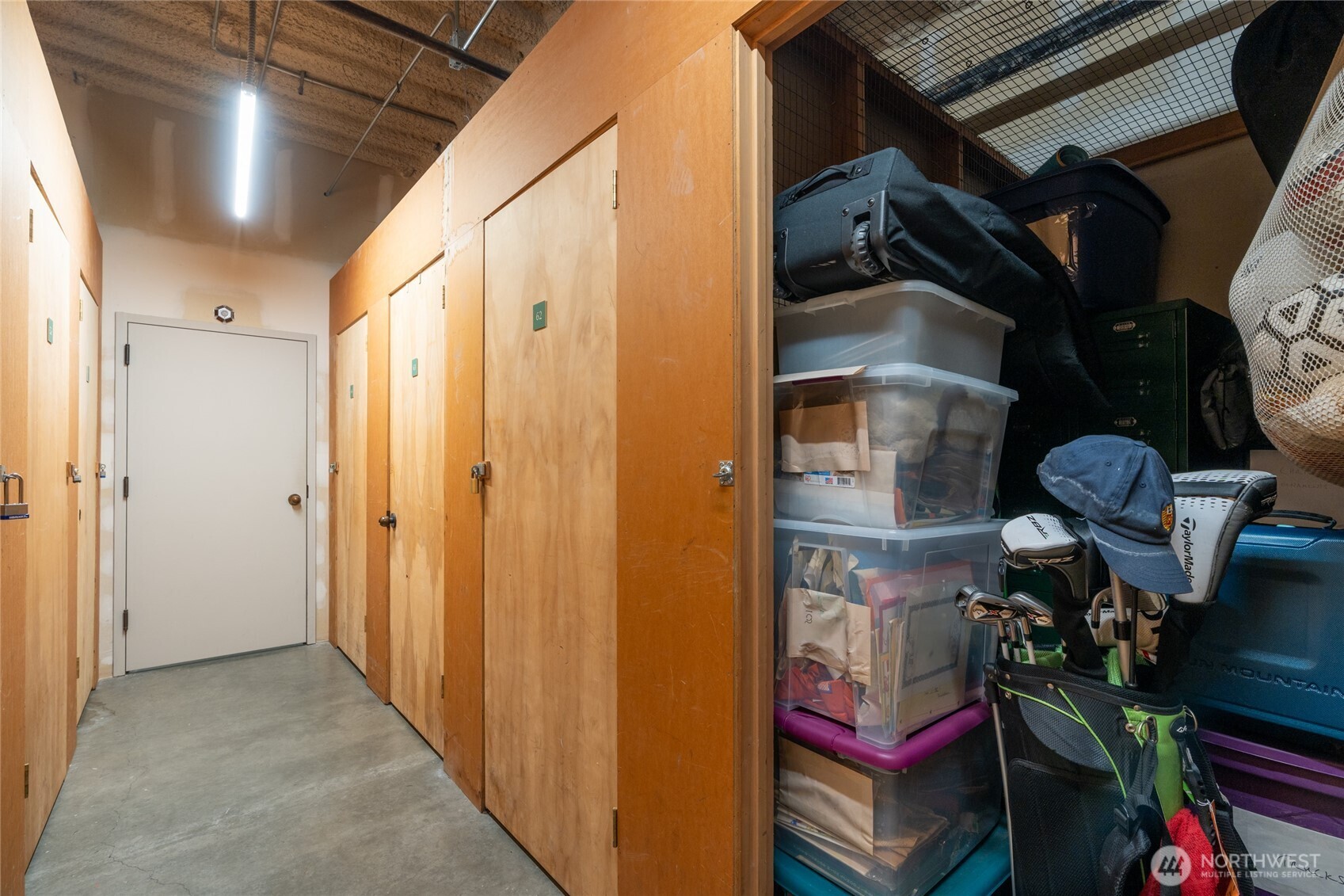 1107 1st Avenue Unit: 906
