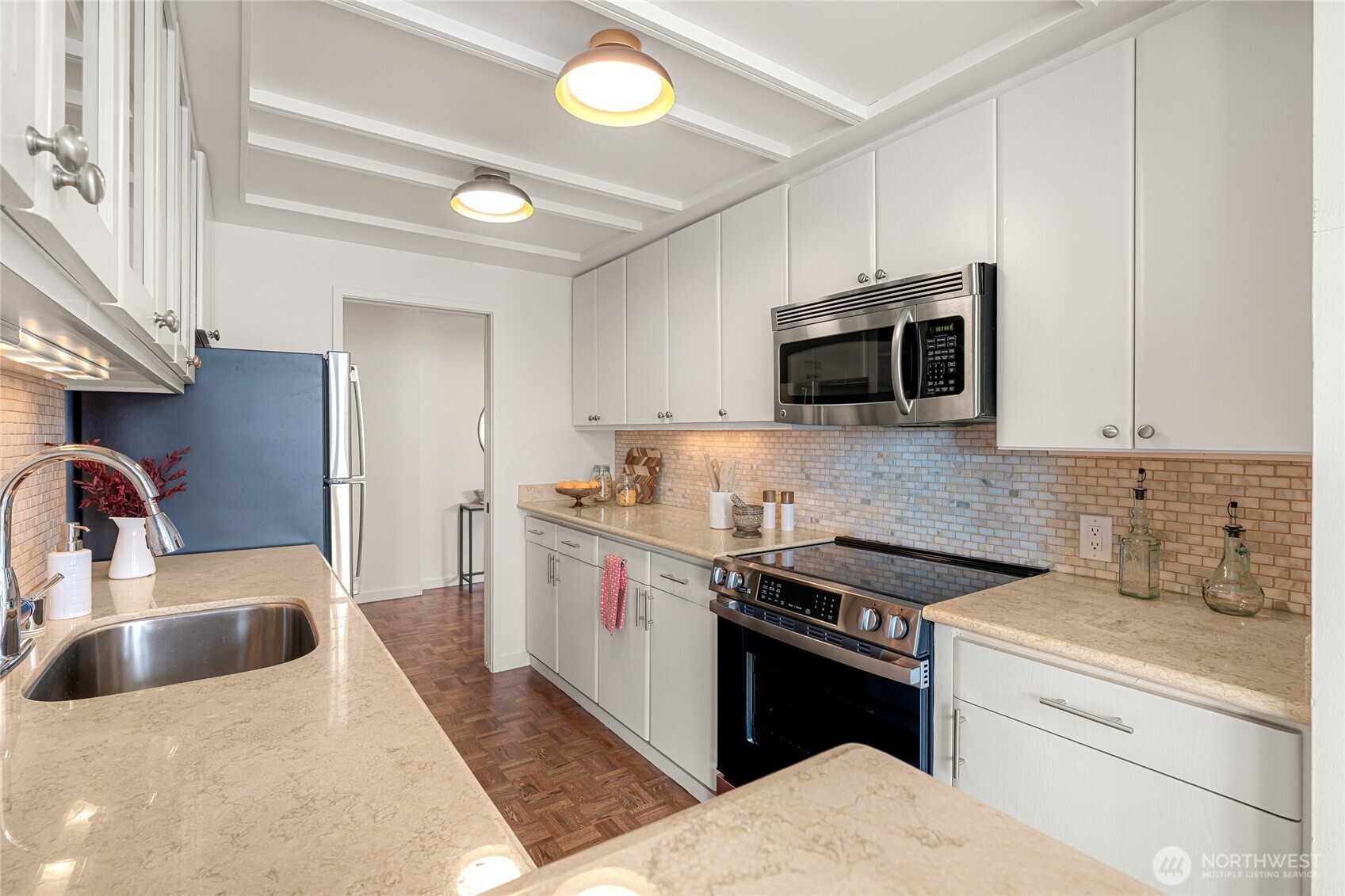 1107 1st Avenue Unit: 906