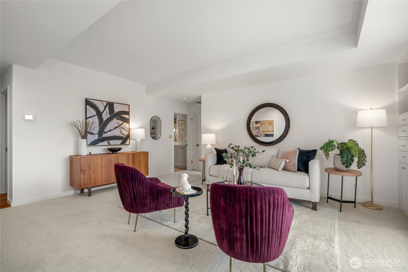 1107 1st Avenue Unit: 906