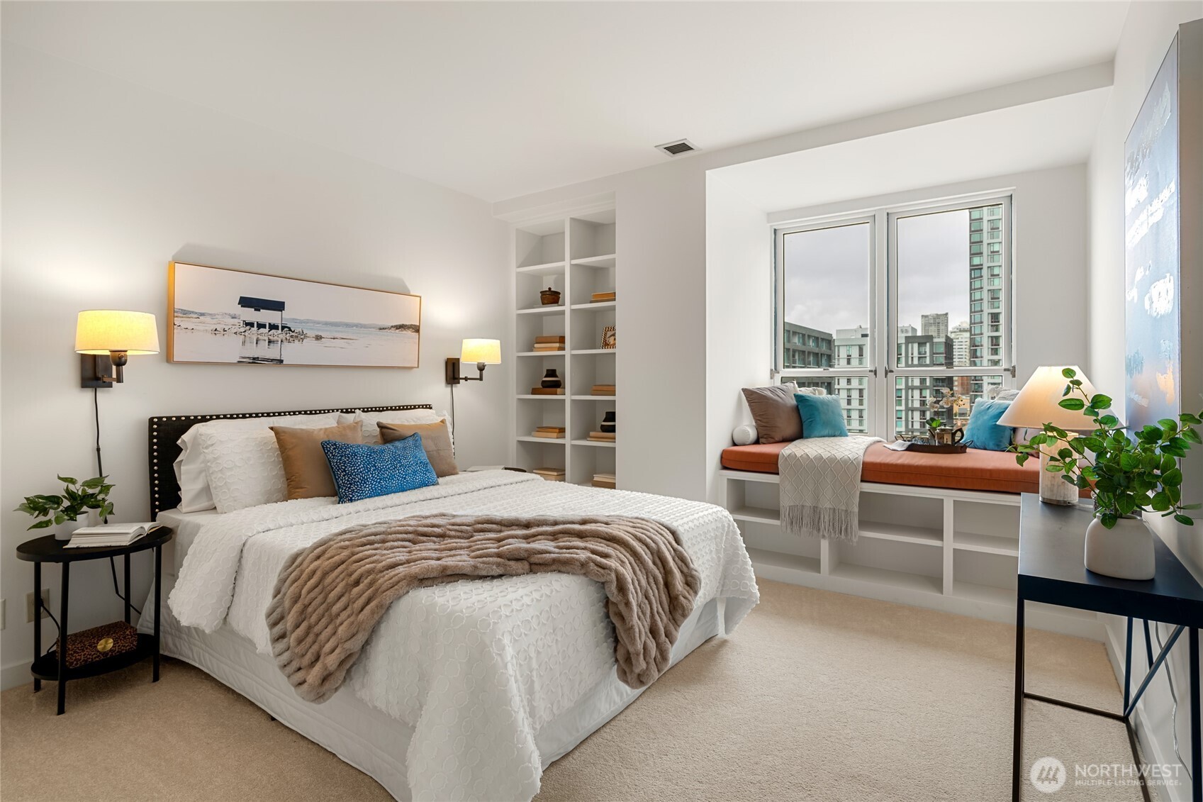 1107 1st Avenue Unit: 906