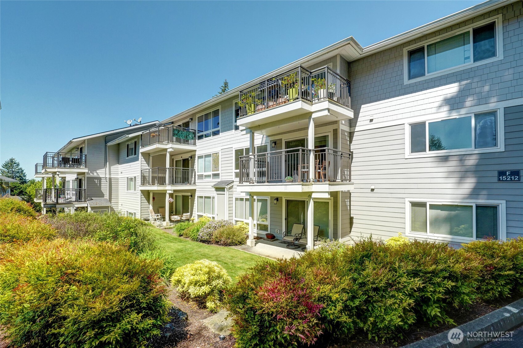 15212 NE 8th Street Unit: F3