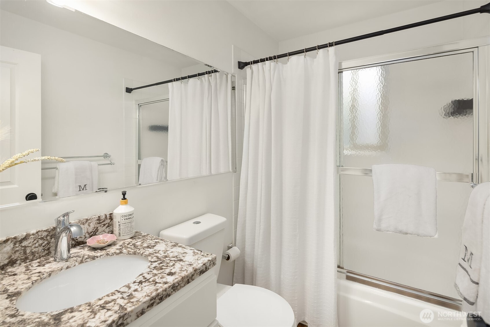 3834 175th Avenue NE Unit: E49