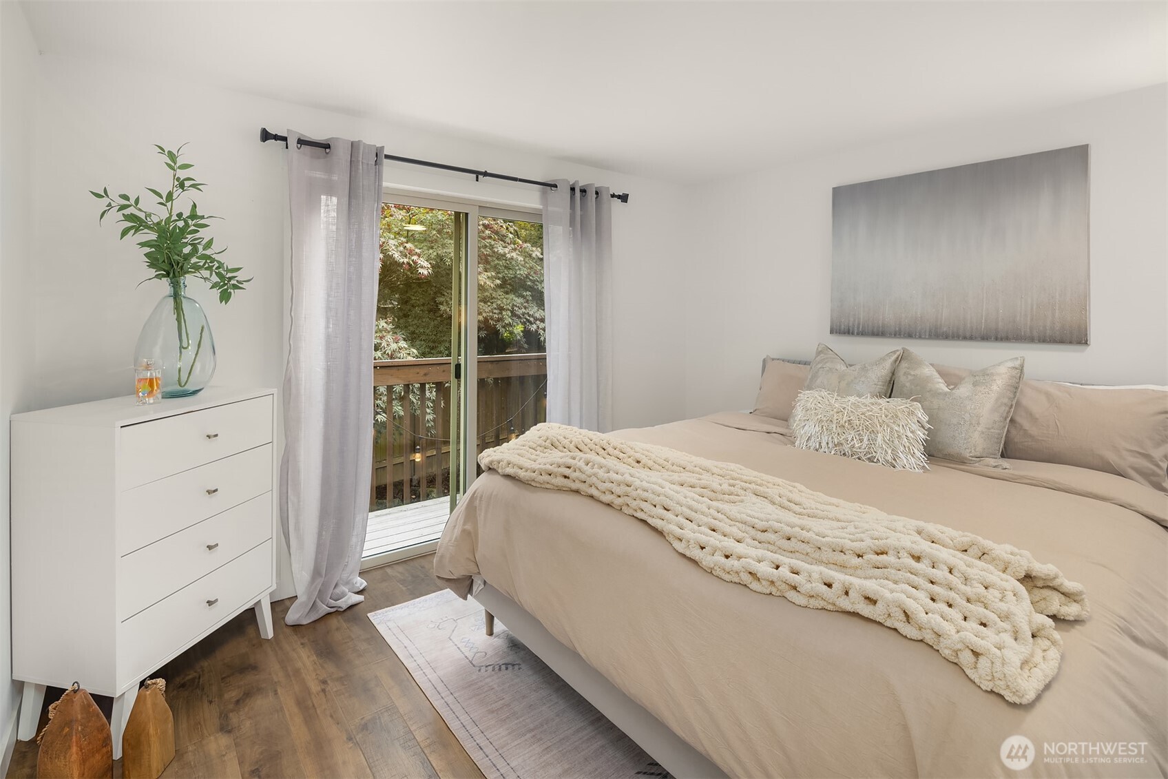 3834 175th Avenue NE Unit: E49