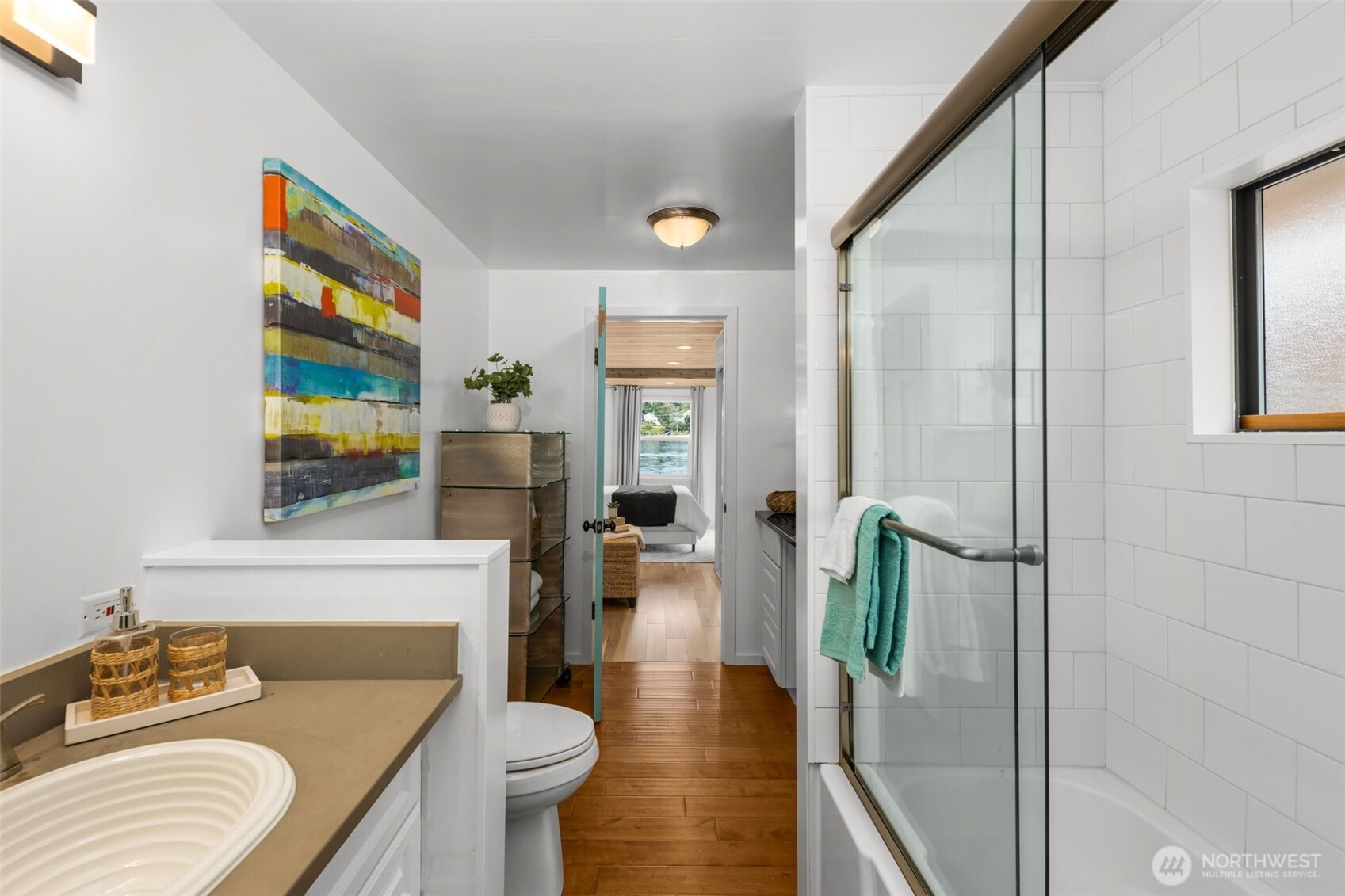 1900 N Westlake Avenue N Unit: 01DO7