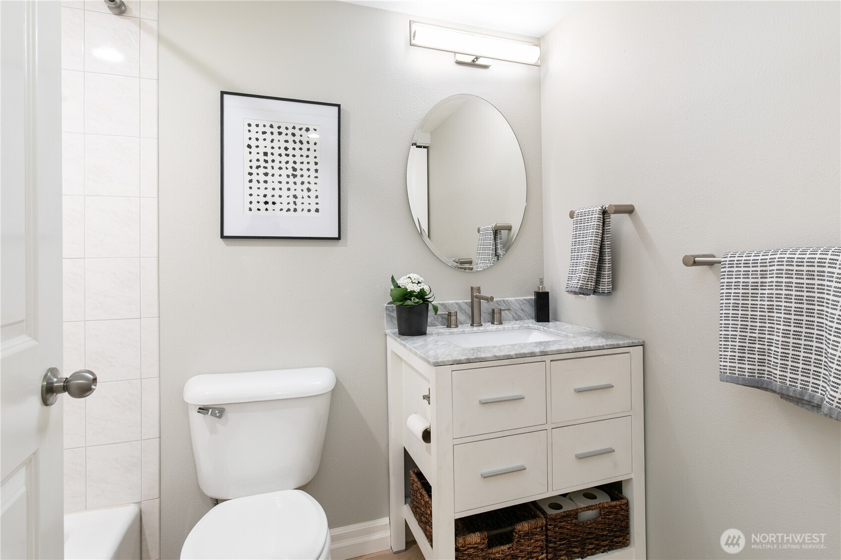 215 20th Avenue E Unit: 203