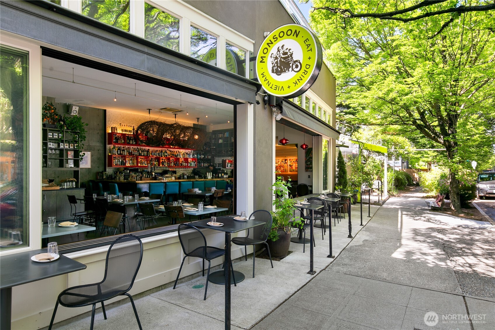 215 20th Avenue E Unit: 203