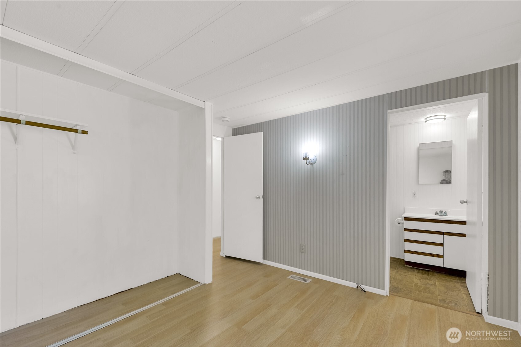 2200 196th Street SE Unit: 27