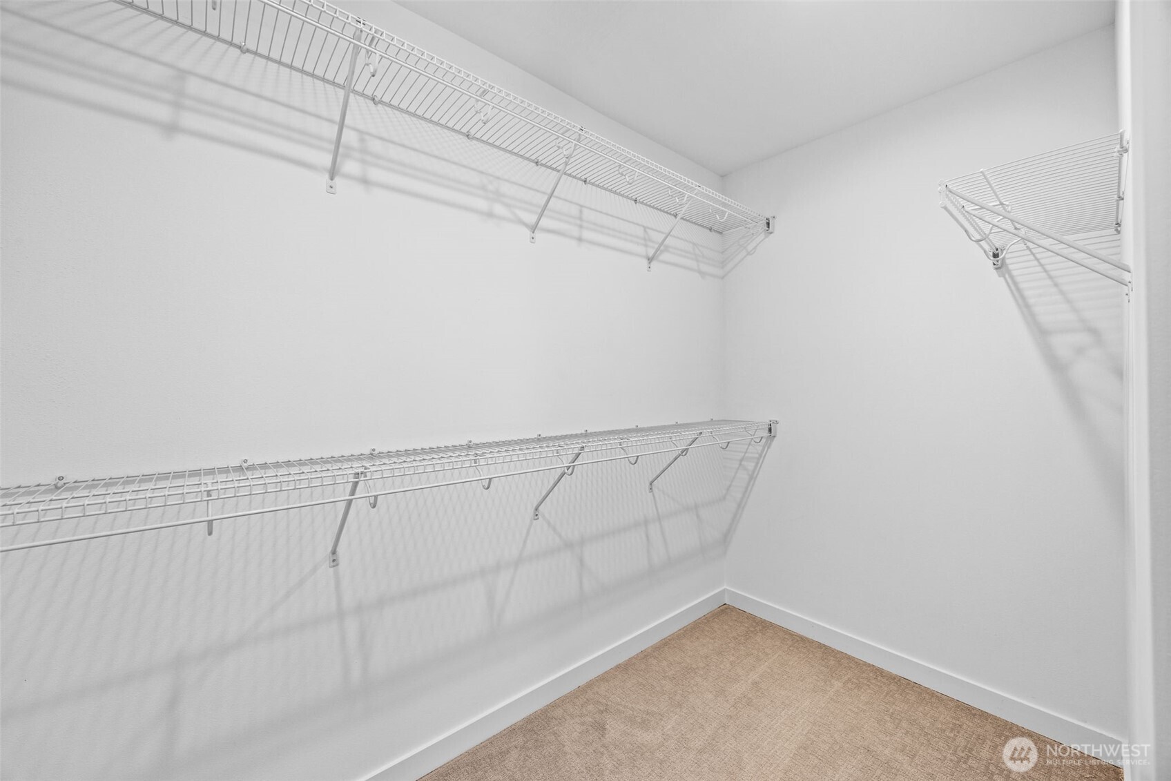 7323 Bainbridge Place SW