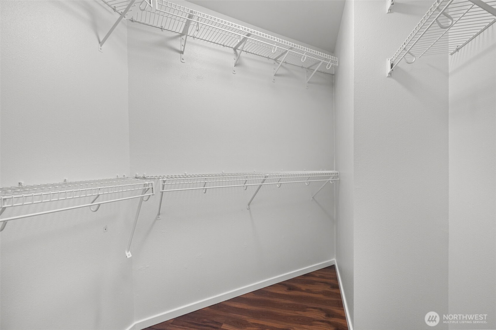 232 Belmont Avenue E Unit: #201