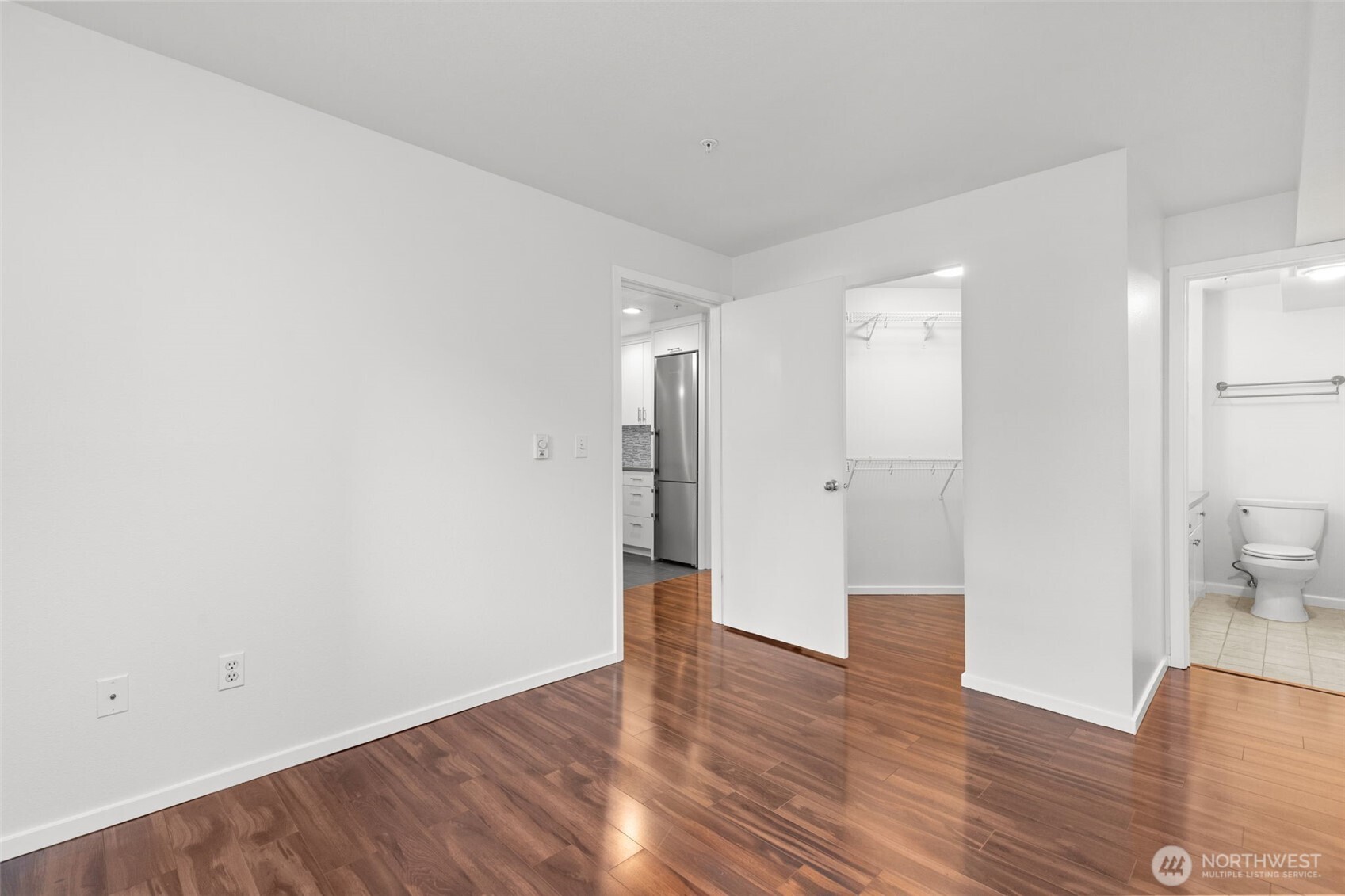 232 Belmont Avenue E Unit: #201
