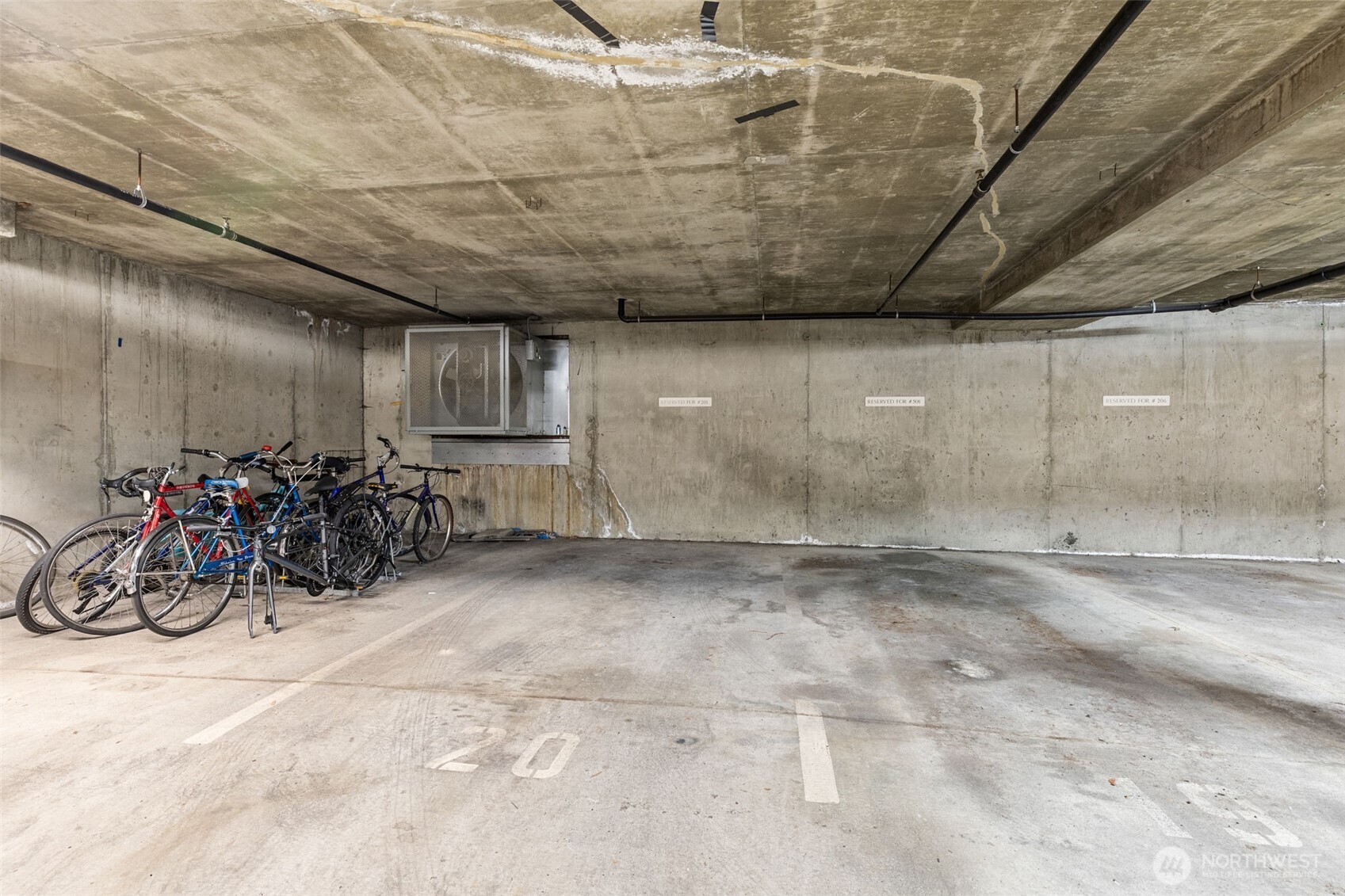 232 Belmont Avenue E Unit: #201