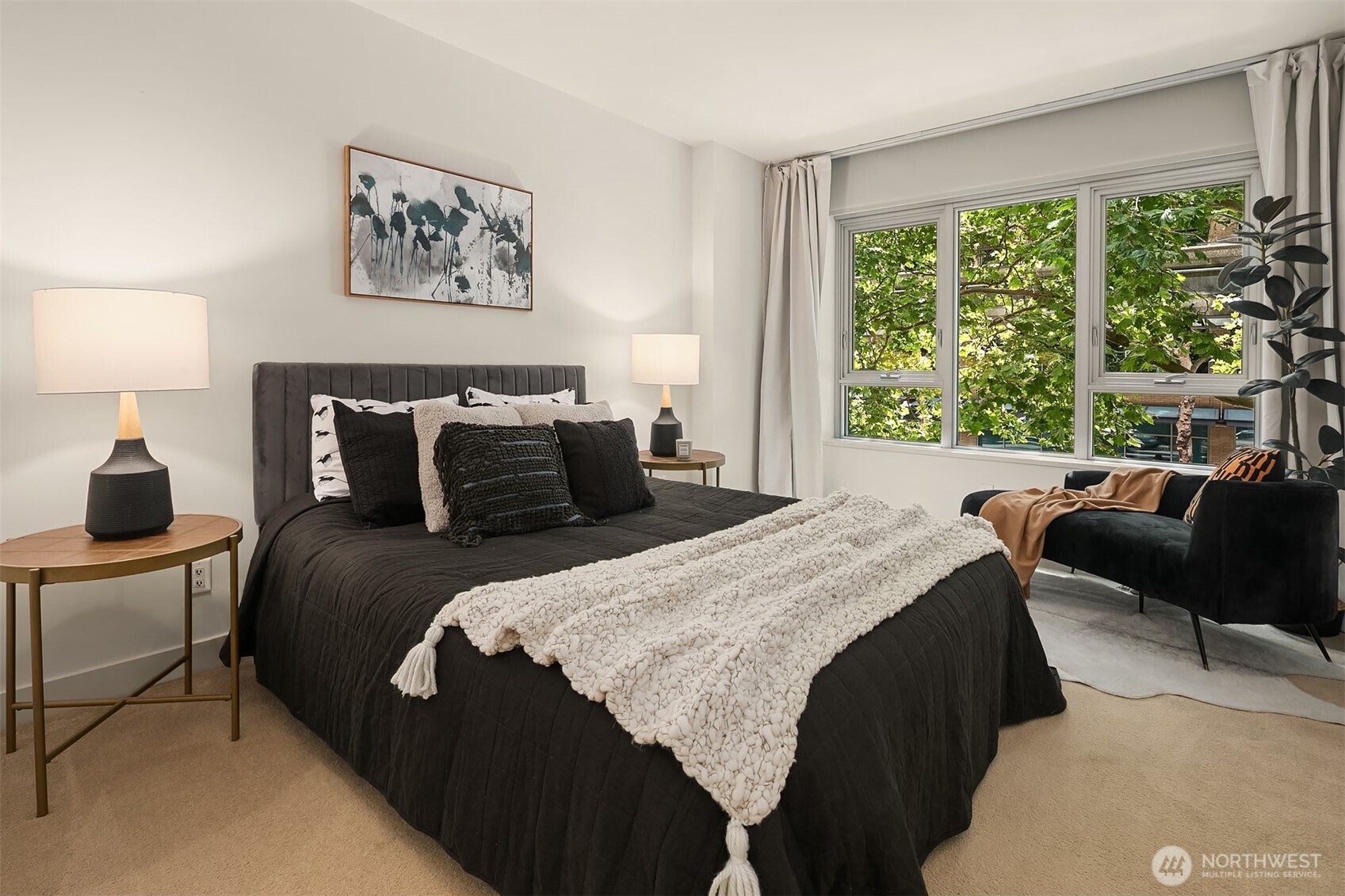 583 Battery Street Unit: 212N