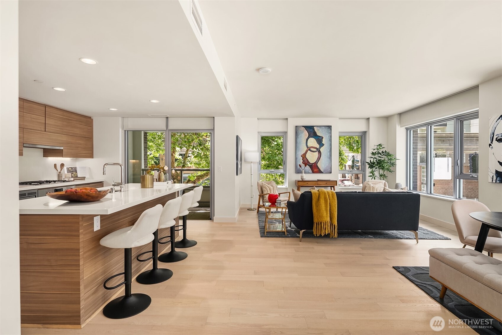 583 Battery Street Unit: 212N