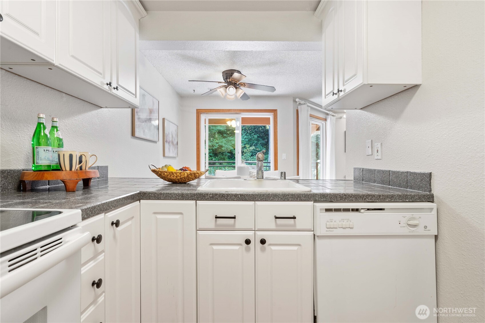 12616 NE 119th Street Unit: D7