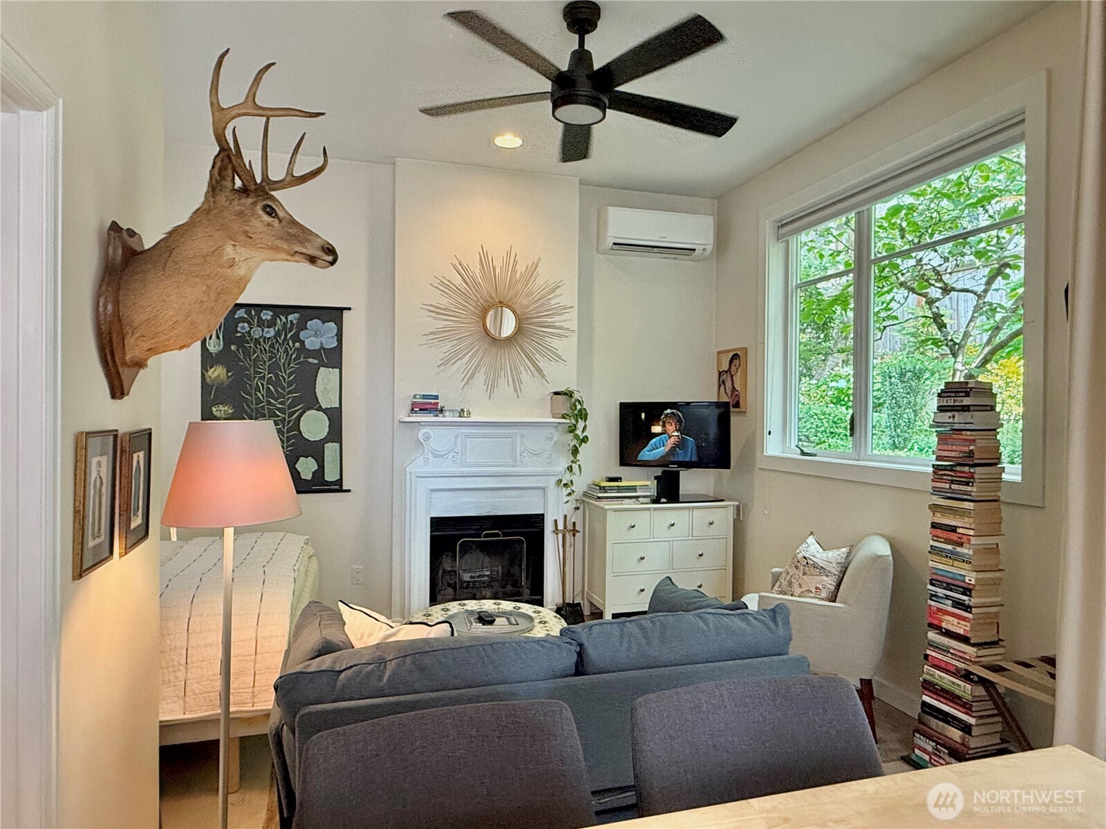 1013 Summit Avenue E Unit: 2