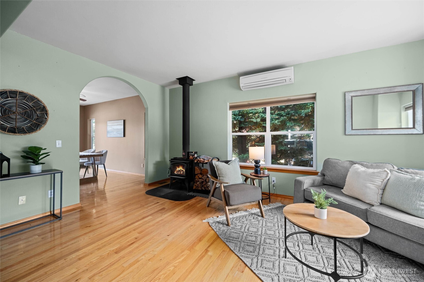 301 NW Broadway Street