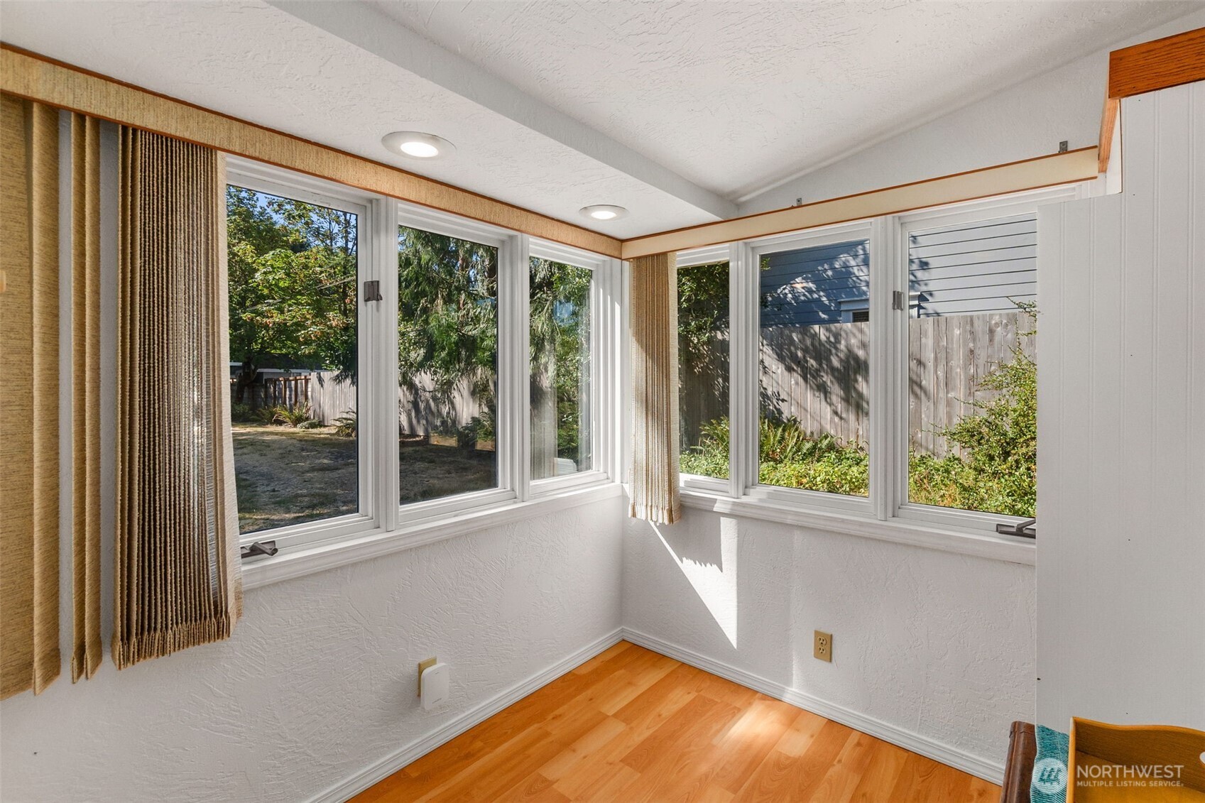 3224 Fishtrap Loop NE