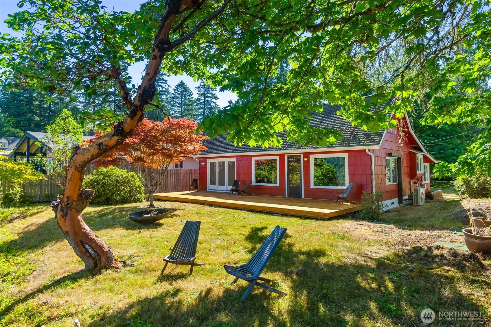 3224 Fishtrap Loop NE