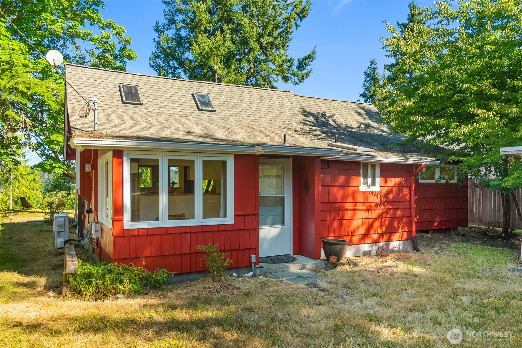 3224 Fishtrap Loop NE