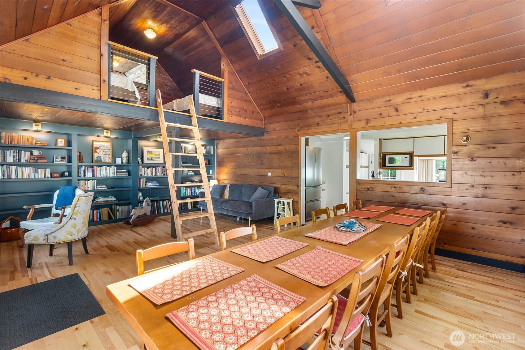 3224 Fishtrap Loop NE