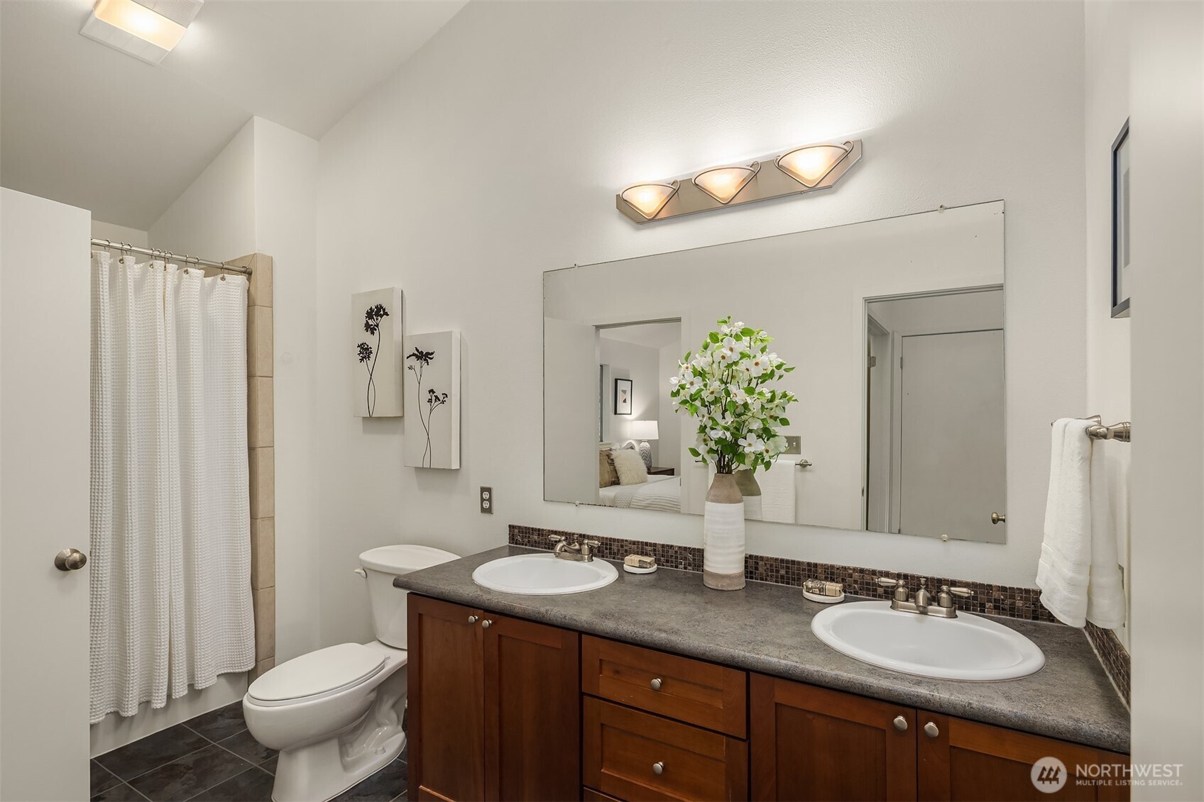 3520 Lake Washington Boulevard SE Unit: 207