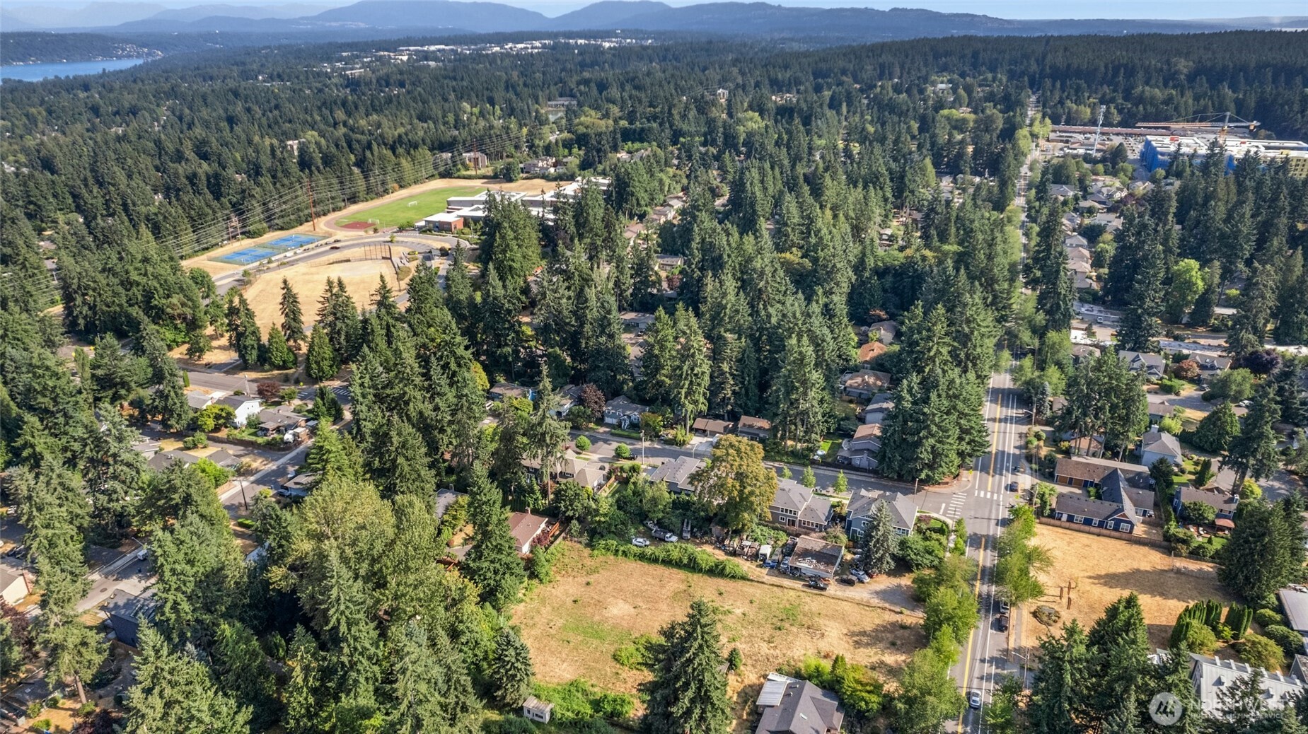 7512 132nd Avenue NE