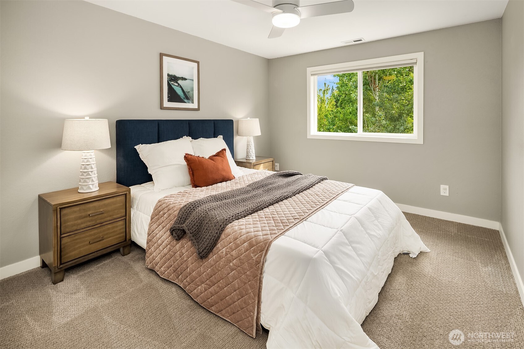11519 12th Avenue NE Unit: F