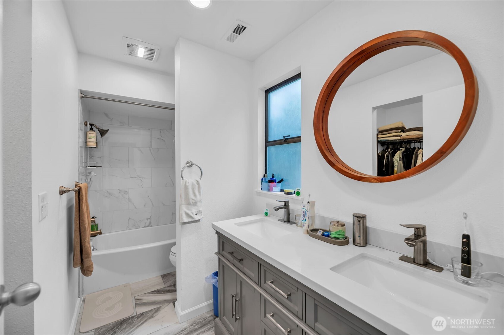 9918 NE 144th Lane Unit: 403