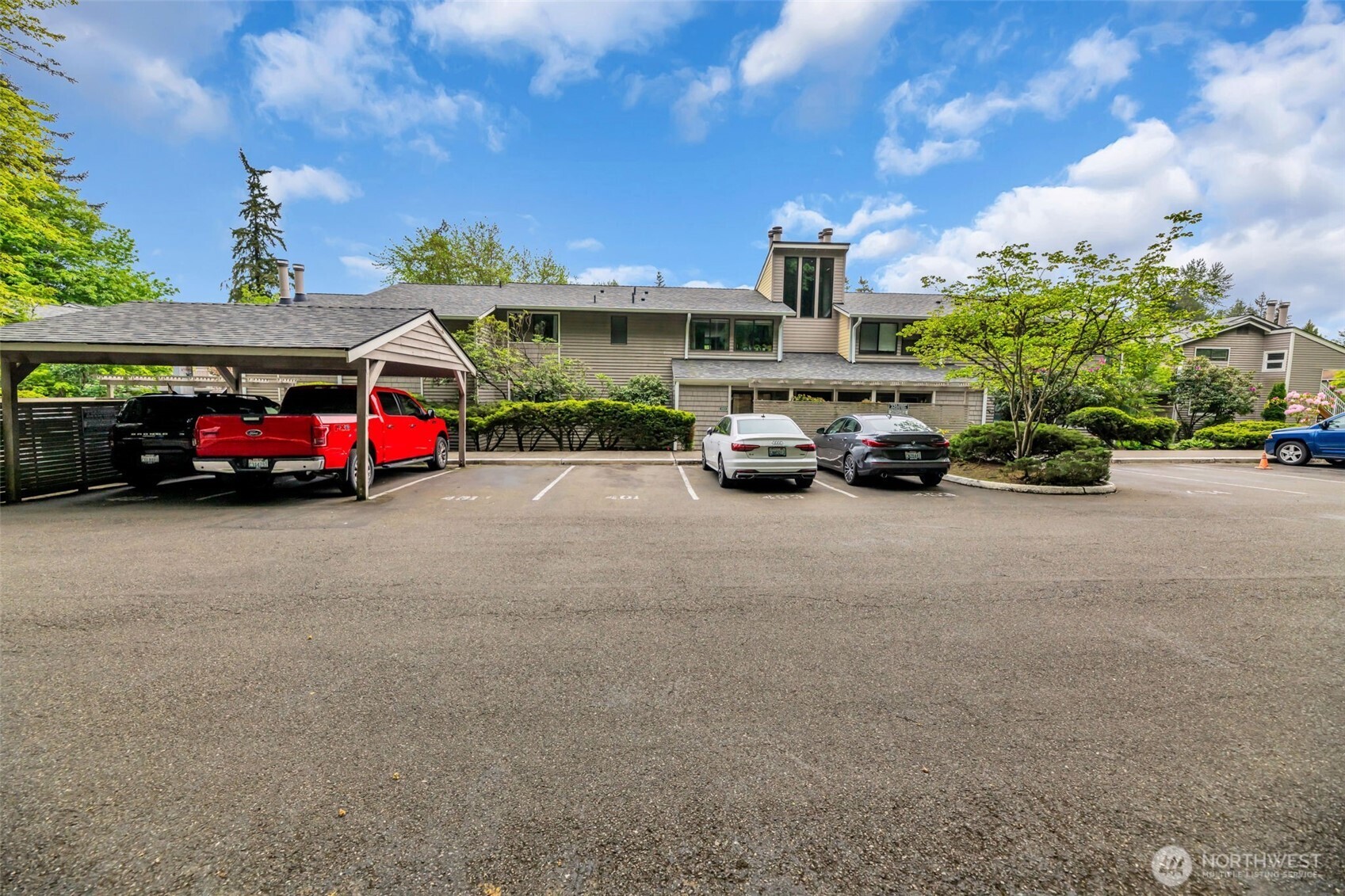9918 NE 144th Lane Unit: 403