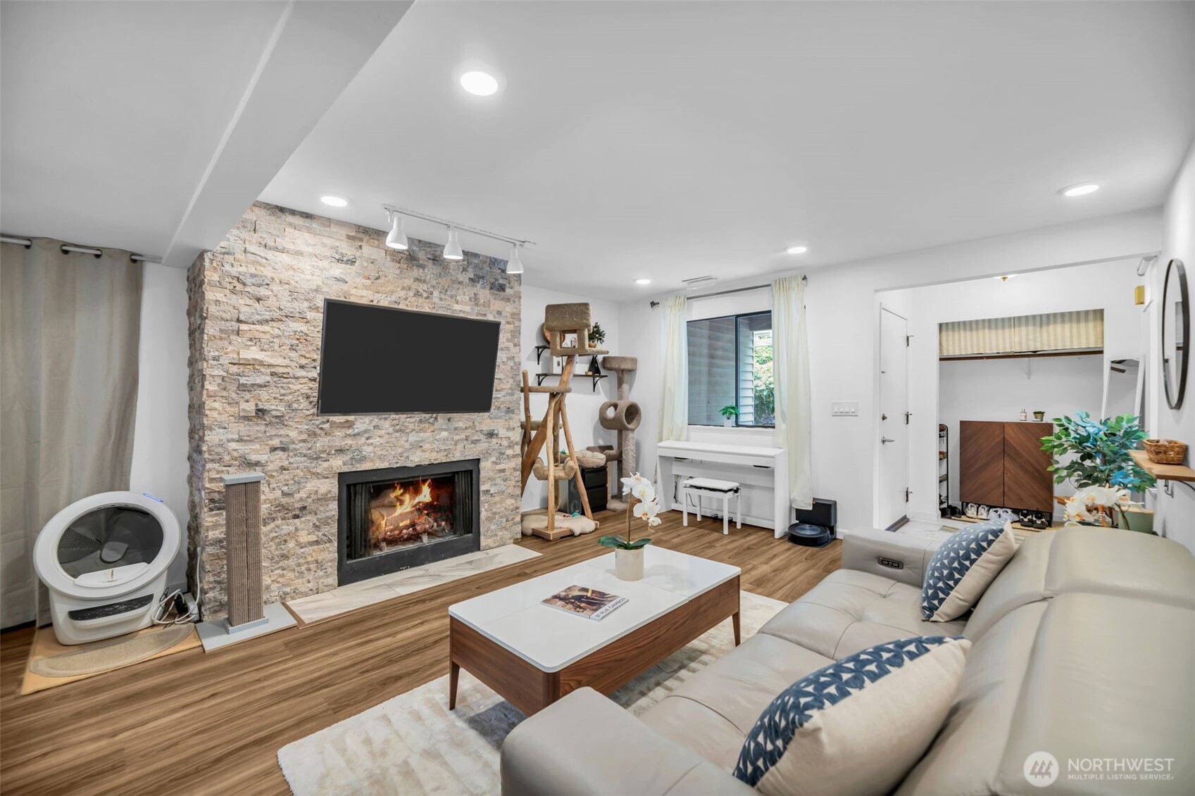 9918 NE 144th Lane Unit: 403