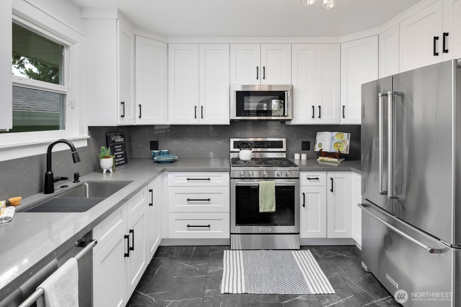 527 N 101st Street